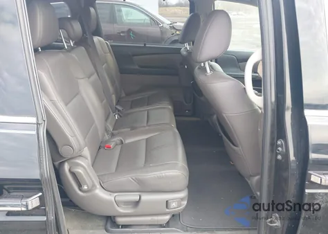 2014 Honda Odyssey Touring/Touring Elite z USA, uszkodzony, nr VIN 5FNRL5H93EB088405